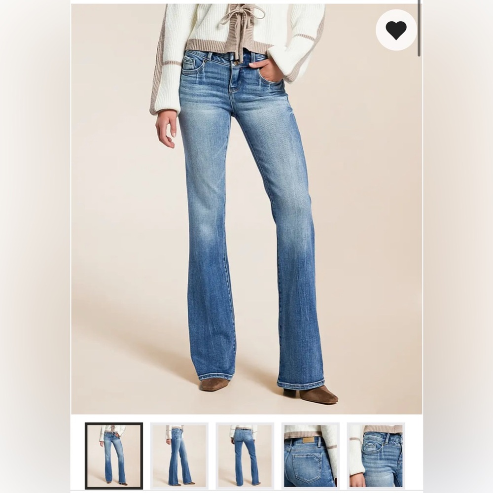 NWOT - Buckle Mid Rise Bootcut Jeans 29x34in